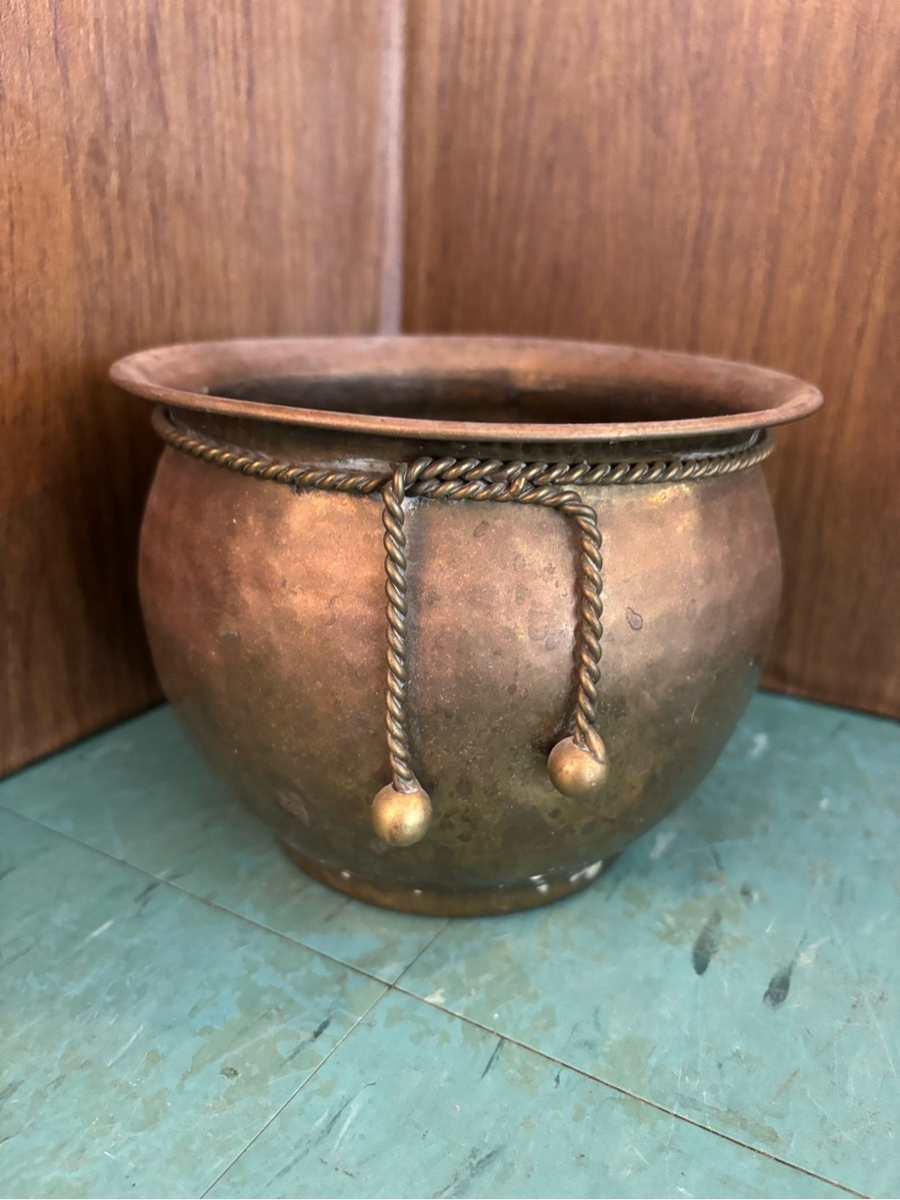 Vintage Brass plant Pot with rope detail
